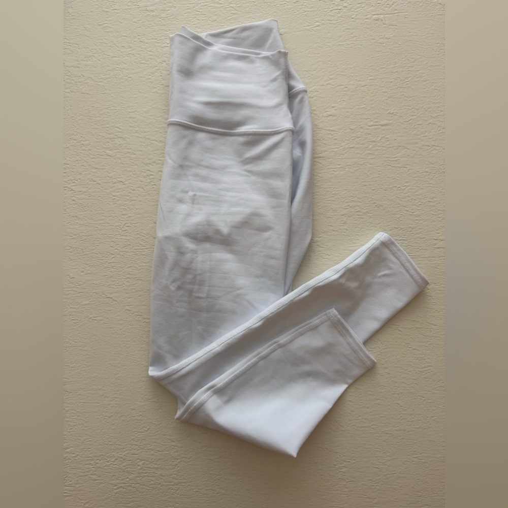 Alo 7/8 high waist airbrush leggings white
